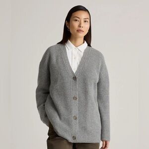 Quince Mongolian Cashmere Oversized V-Neck Boyfriend Cardigan Sweater - Size M